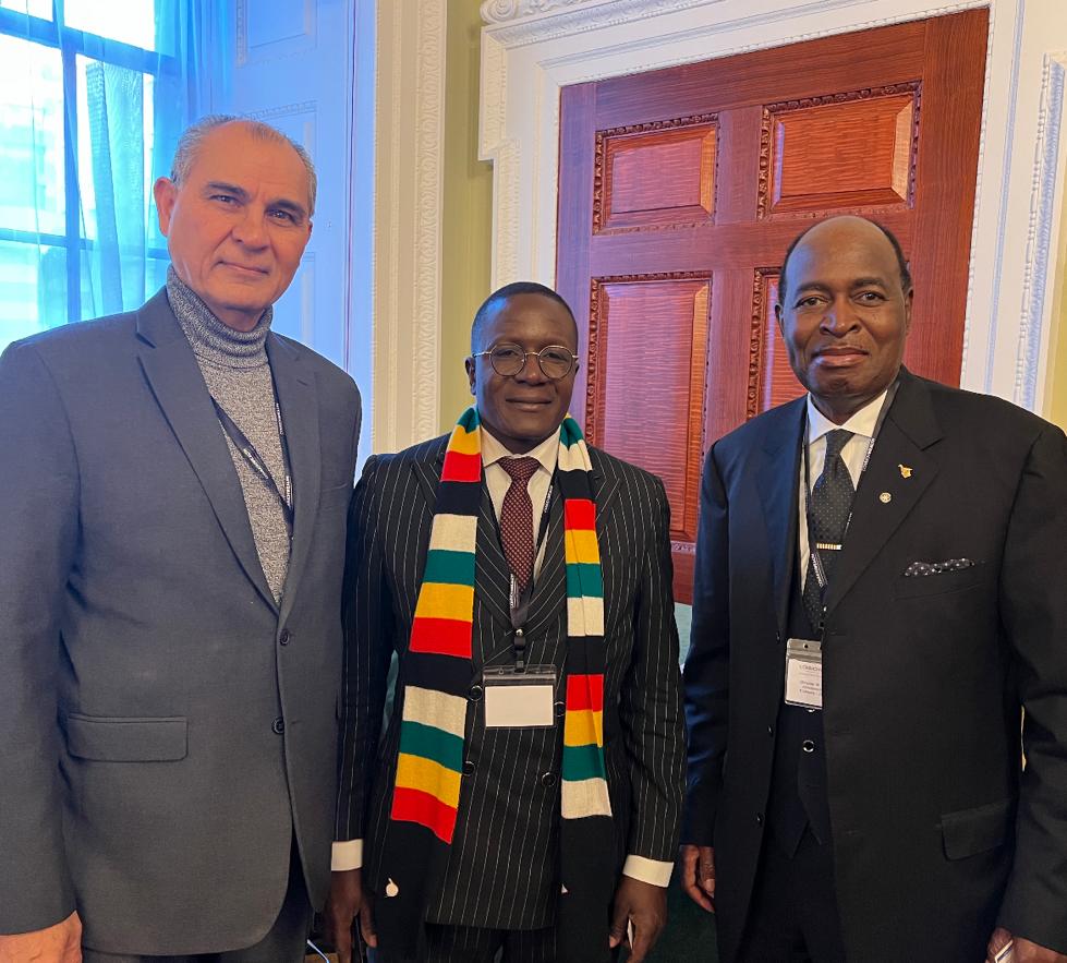 mobinrafiq's tweet photo. Chairman of The CEC Mobin Rafiq and Minister Zimbabwe and Ambassador https://t.co/ogHOvIxkM5