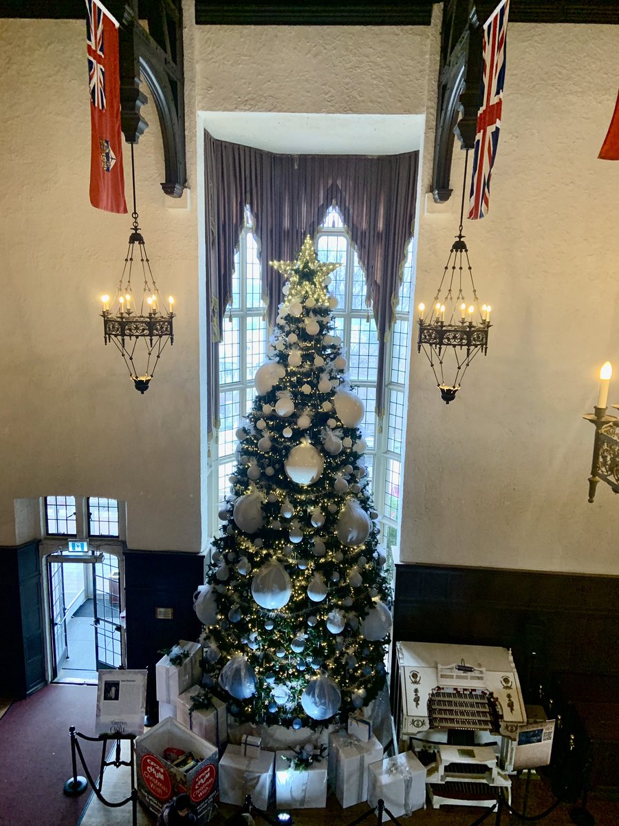 mrspdonofrio's tweet photo. Magical day at Casa Loma - Christmas at the Castle. Thank you to all the parent volunteers who assisted with supervision. @reginamundices https://t.co/Z1Y3py1WHg
