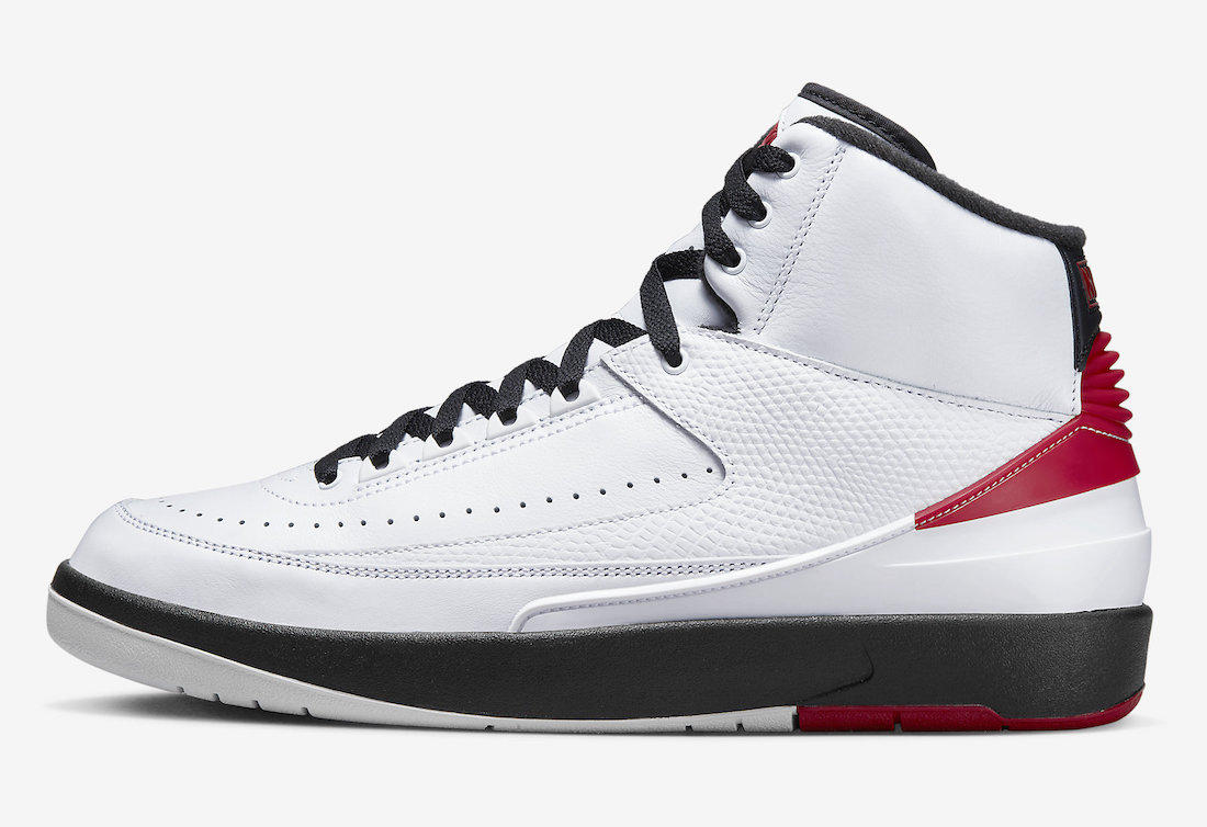 SBDetroit's tweet image. Official Photos of the Air Jordan 2 OG "Chicago" 🔥  sneakerbardetroit.com/air-jordan-2-c…