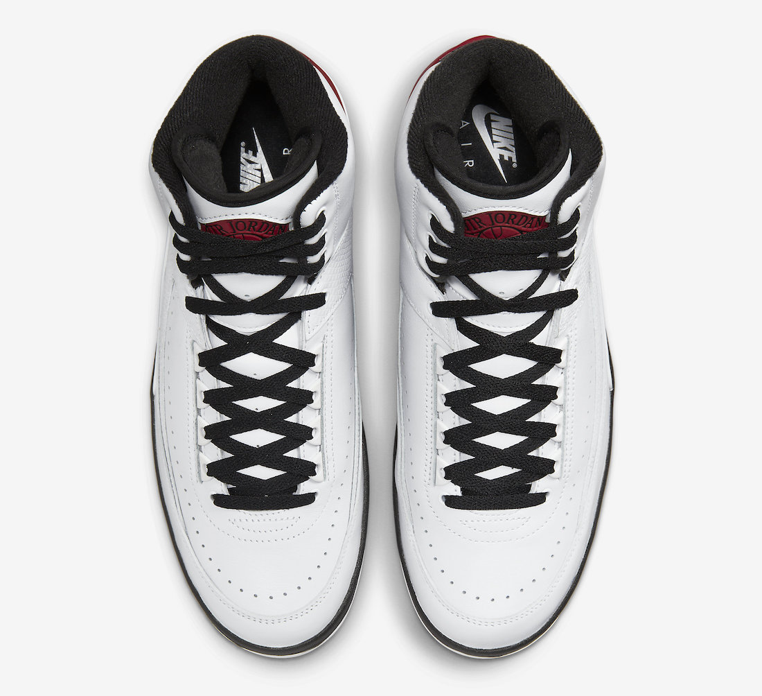 SBDetroit's tweet image. Official Photos of the Air Jordan 2 OG "Chicago" 🔥  sneakerbardetroit.com/air-jordan-2-c…