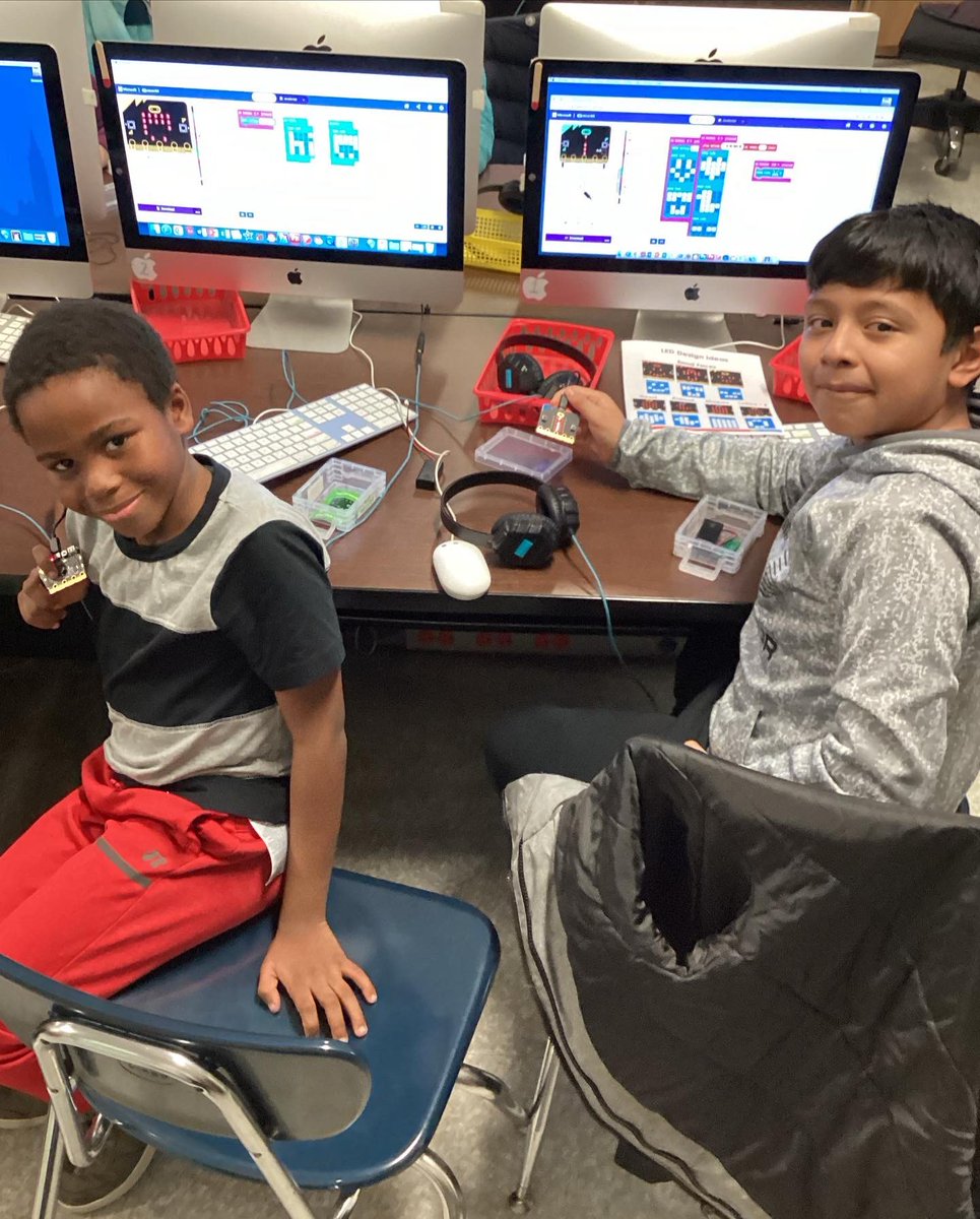 ps201tech's tweet photo. Micro:bit programming was so much fun during grade 5s hour of code. We created flashing LED programs with our own custom-made melodies. We also created events for the A and B Buttons! #csforallnyc #nycdoe #csedweek @PS201QSTEAM @NYCSchools https://t.co/1j7NZ7ryfC