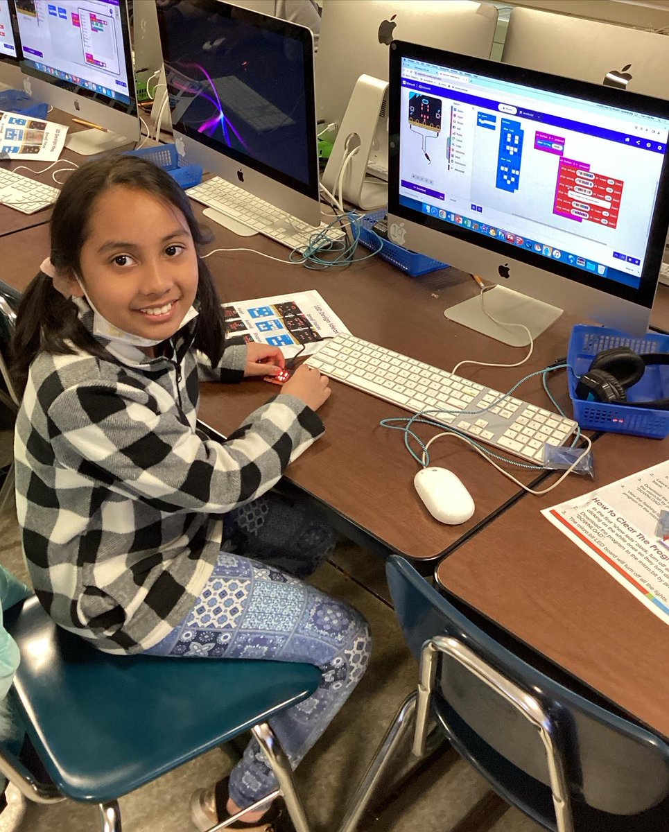 ps201tech's tweet photo. Micro:bit programming was so much fun during grade 5s hour of code. We created flashing LED programs with our own custom-made melodies. We also created events for the A and B Buttons! #csforallnyc #nycdoe #csedweek @PS201QSTEAM @NYCSchools https://t.co/1j7NZ7ryfC