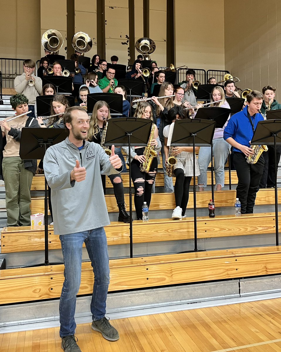 DrJaysonSnyder's tweet photo. Thanks to Mr. Varner and our Raider Pep Band! They are outstanding! @nridgeathletics @NHSRaiderBands https://t.co/4B8stQUgDB