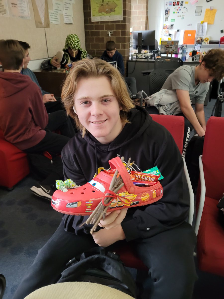 VJAGermanClub's tweet photo. VJA German classes has lots of fun today celebrating the Austrian tradition of Sankt Nikolaus and Krampus! @AndrewHS_d230 https://t.co/91NkxkhU5Y