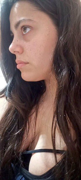 LedbileqYouTube's tweet photo. @St_Goddessa @CharafCelina Parece que tus pechos no se quieren jajajaja https://t.co/Gc1LAzyB7o