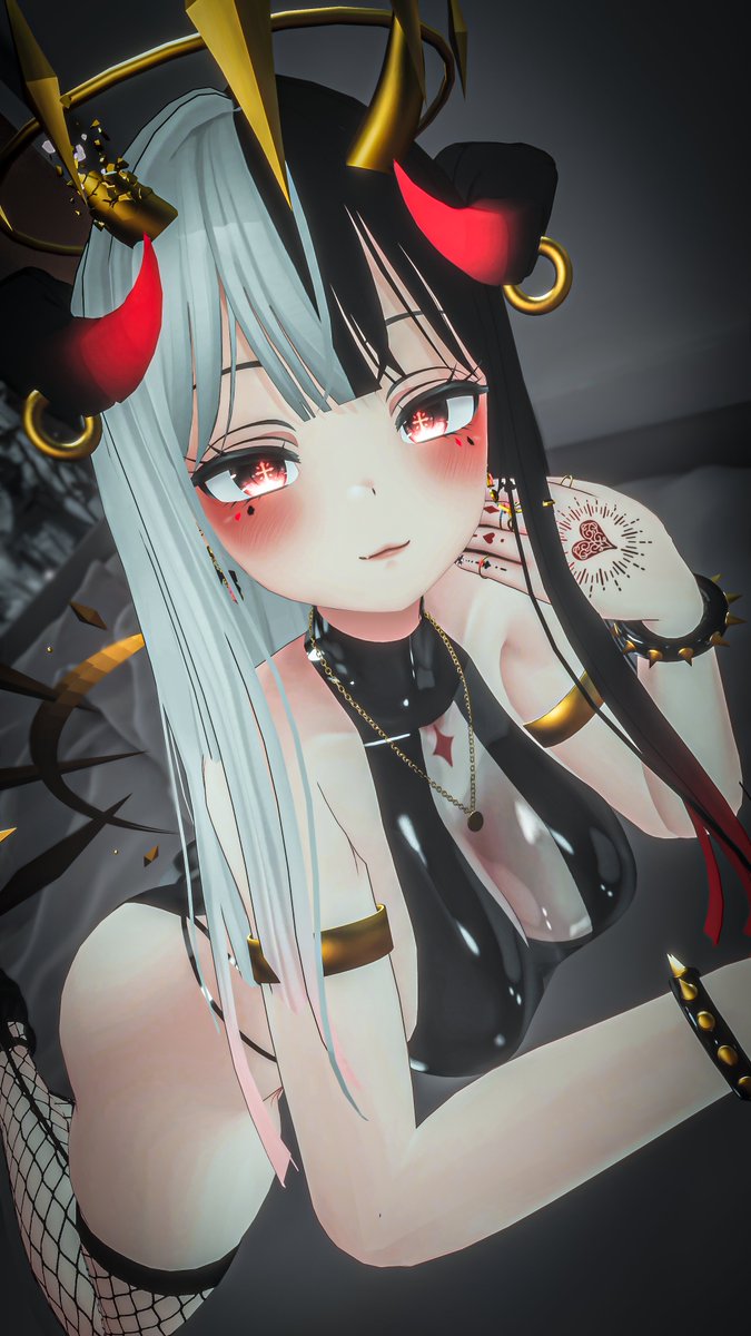 ✨So beautiful tonight care to join me?✨❤️🖤