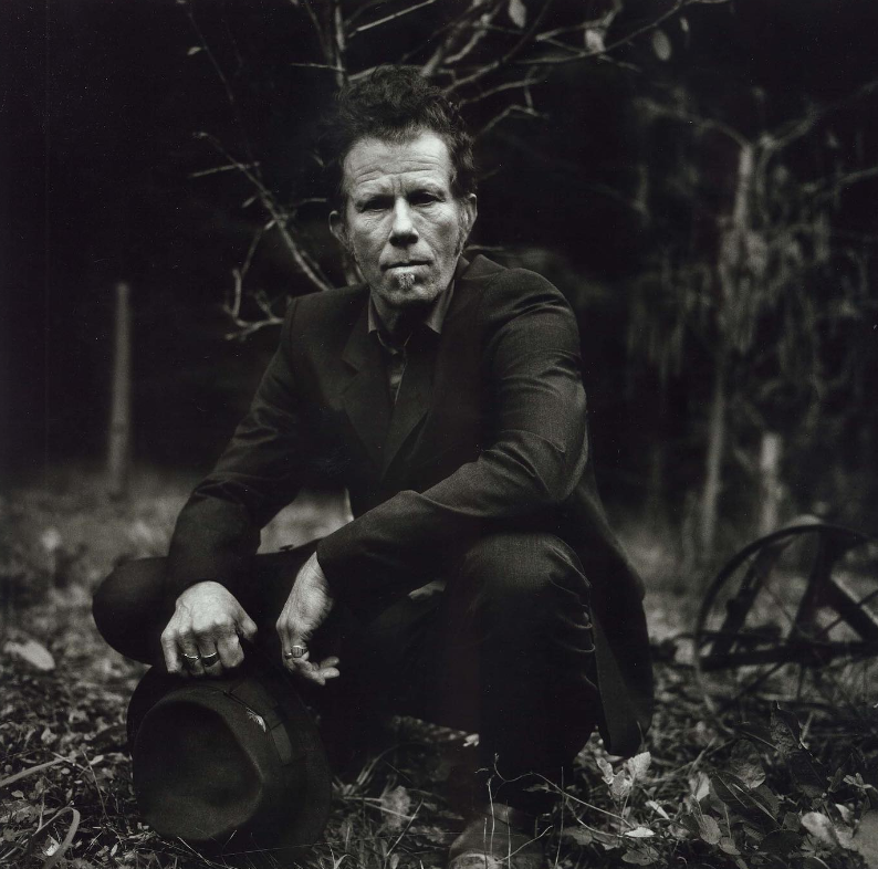 rocknrollgarag1's tweet image. Happy 73 birthday to the amazing Tom Waits
