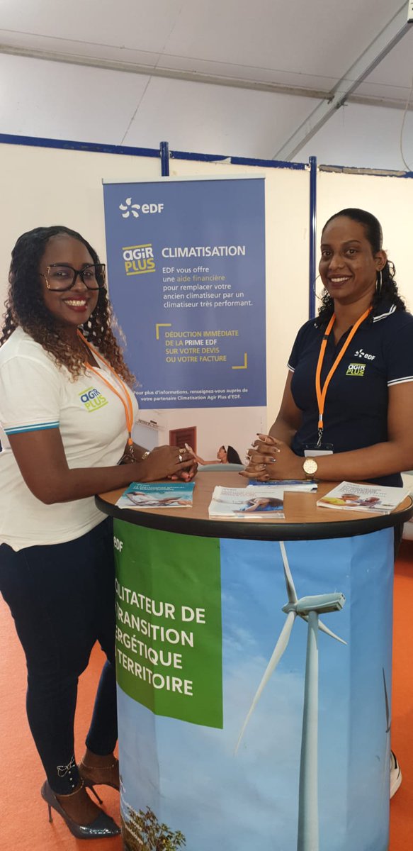 EDF_Guadeloupe's tweet photo. 1er salon des Restaurateurs des îles de #Guadeloupe, 6 et 7/12 au WTC : les équipes @EDF_Guadeloupe vous accueillent et répondent à vos questions sur la #facturation, les offres d'#économies d'énergie AGIR Plus d'EDF et les #gestesutiles. #serviceclients #servicepublic #conseils https://t.co/fhnEPmPdq6