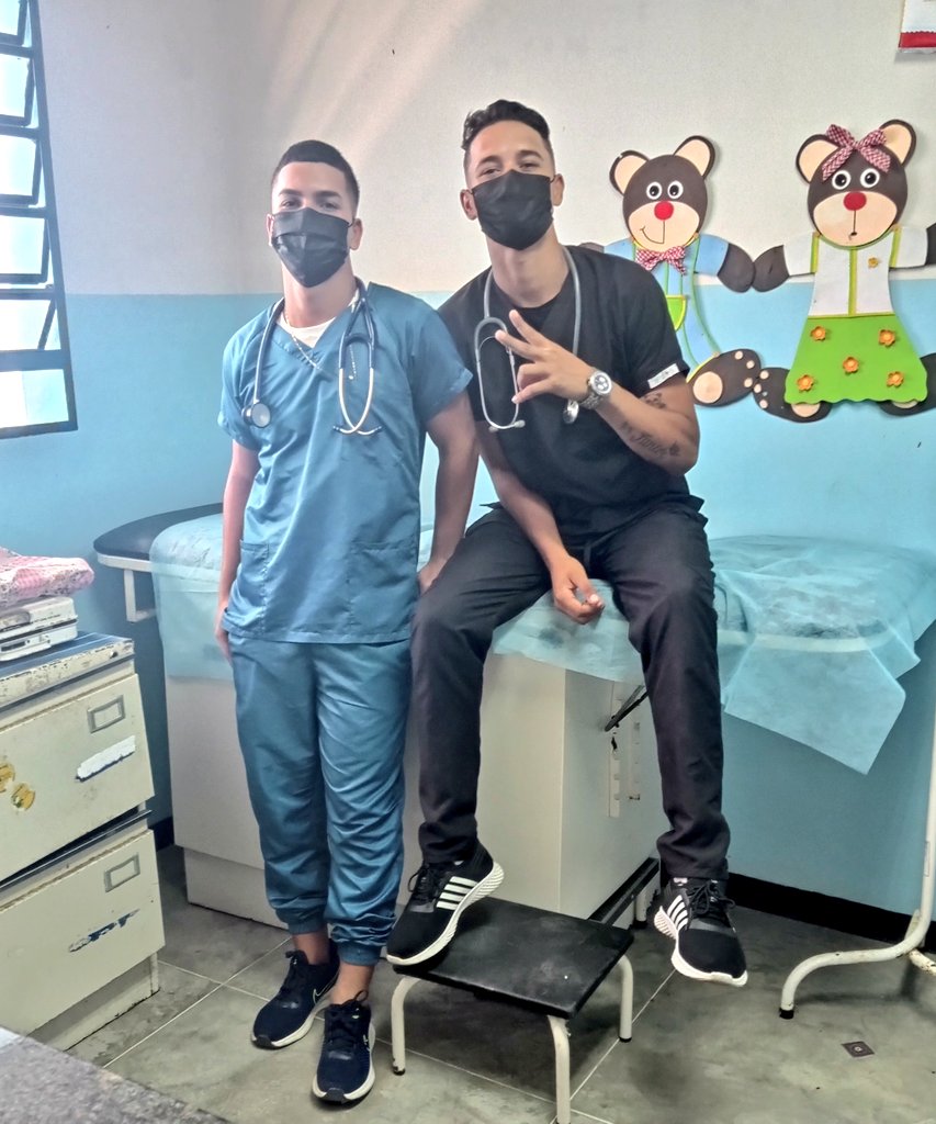zoynando's tweet photo. Te dejas examinar con nosotros? Atendemos a Domicilio ☺️ 💪 https://t.co/RLN5rGZdH8