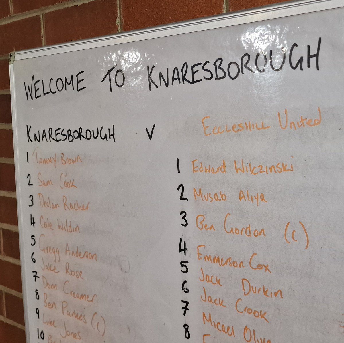JoeBillGibbo's tweet photo. Knaresborough Town 3-2 Eccleshall United ⚽️ Third visit to Manse Lane produced an amazing ending as the home side score twice in stoppage time to snatch the points. The finish for the winner worth the admission fee alone! @KnaresboroughFC #NCEL https://t.co/pE7NMbpFo6