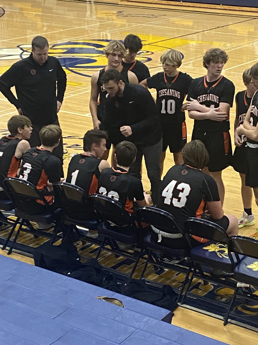 Dawnp904's tweet photo. Coach Price has these boys working 🏀 

Going after that W on opening night! 

#GoIndians
#HeMakesMeProud https://t.co/X0BVm4CDbF