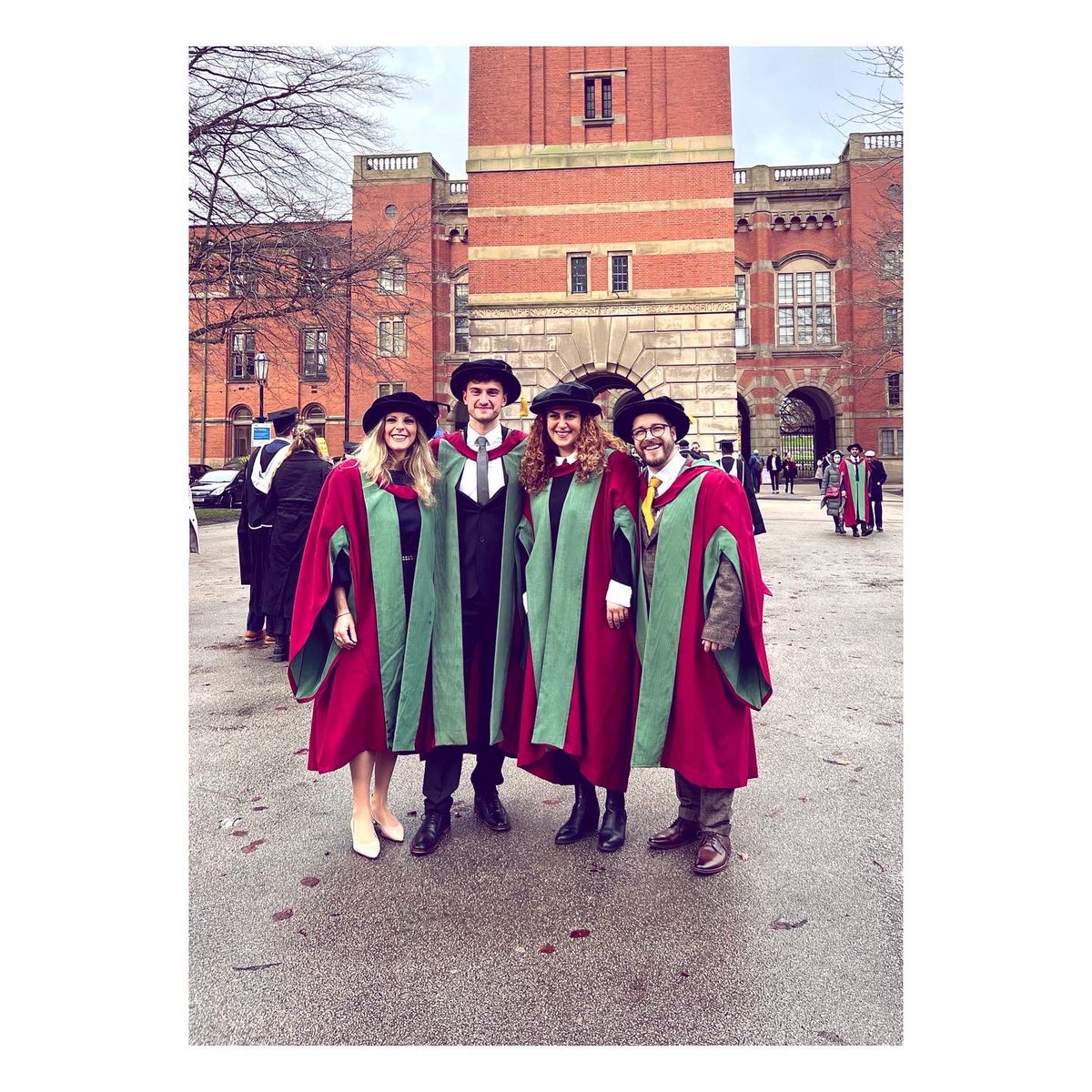 moranlaraluis's tweet photo. Excited to share pictures of my PhD graduation day at @unibirmingham. Grateful with @pproteomicsusc and @bhamplateletgrp for training me as scientist. Thanks to my wife and family for their unconditional support no matter the distance (exactly, 7925 Km)🇻🇪 https://t.co/OnO4lZgphW