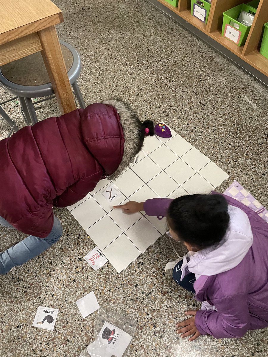 Elem_InnovaSHAN's tweet image. Had so much fun with KG coders at @7PinesPenguins 🐧. For #csed week. They programmed the #codeandgomouse as they sequenced There Was a Cold Lady Who Swallowed Some Snow @HCPS_Innovates