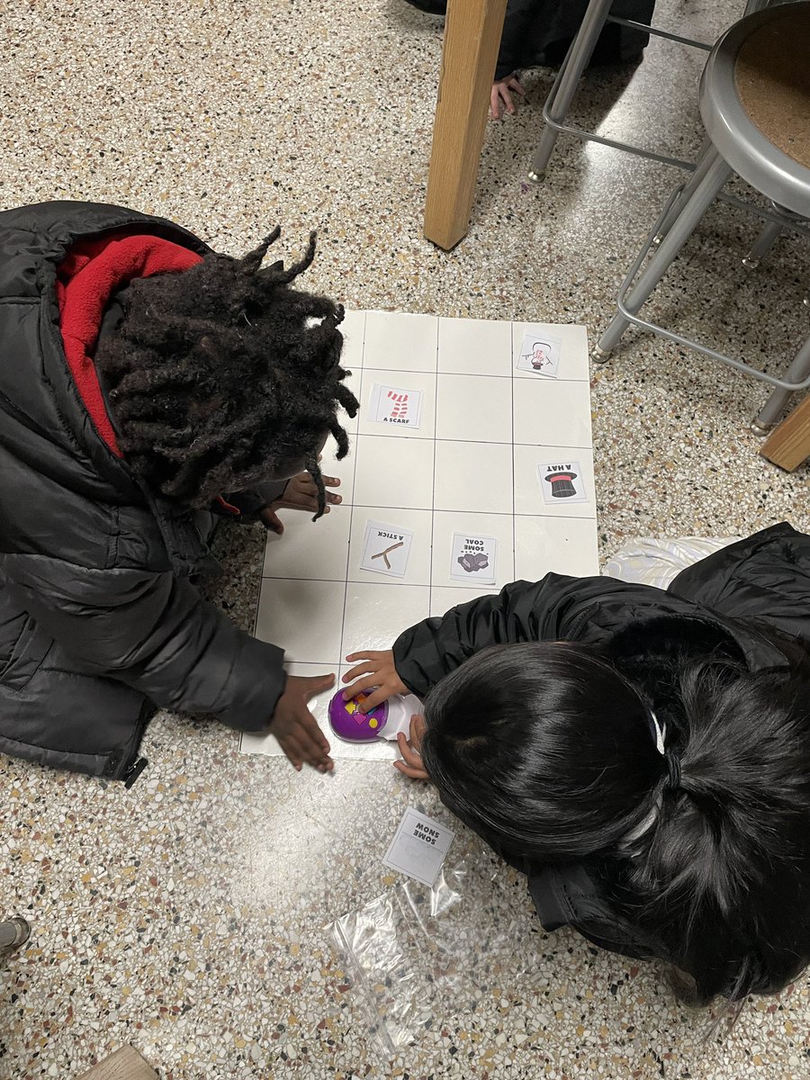 Elem_InnovaSHAN's tweet image. Had so much fun with KG coders at @7PinesPenguins 🐧. For #csed week. They programmed the #codeandgomouse as they sequenced There Was a Cold Lady Who Swallowed Some Snow @HCPS_Innovates