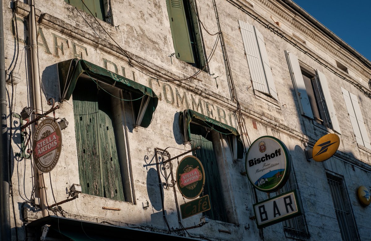 I'm in France, and this is the Frenchest thing I've seen all day.