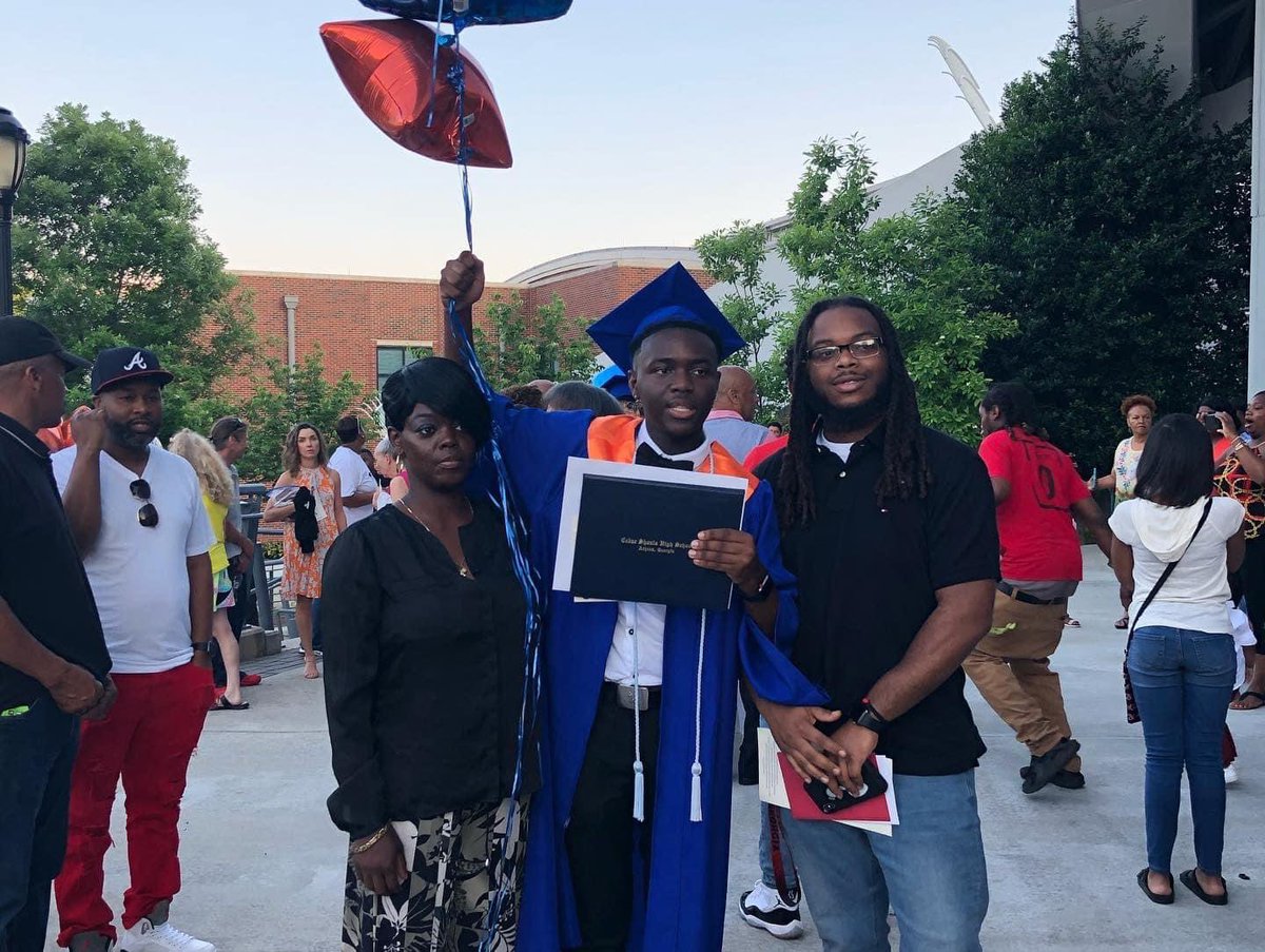 Tecashhh's tweet photo. A year ago today God called you home , I never questioned God but I do wish he would’ve granted you a longer stay here on earth. Am I ok ? No , Did I lose faith in God? No. Love you forever and always and please continue to look over us 💜🕊️ #RipMaDukes https://t.co/zQw4YGxEg6