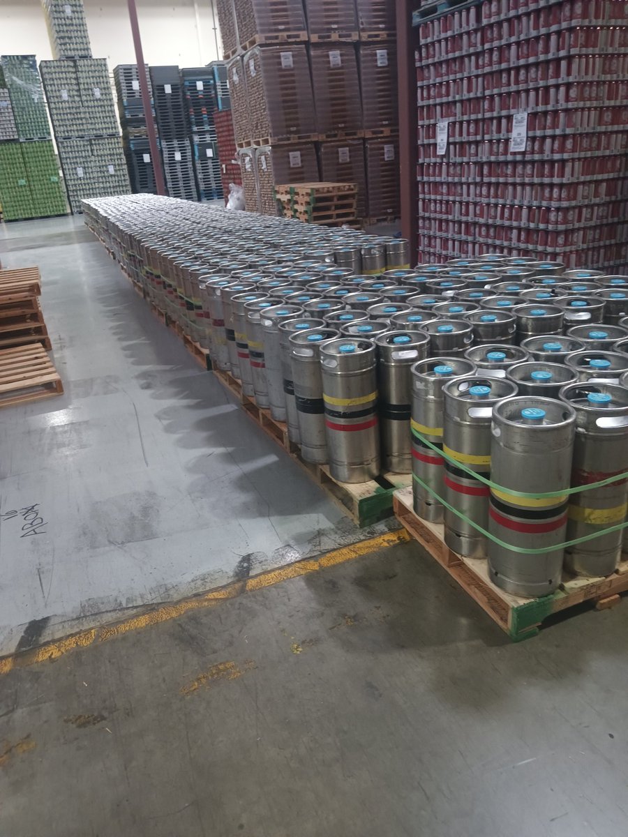 DominiqueRouse8's tweet image. This the type of work to make a man out you niggas Mayne
#Warehouse #Restack #Pallets #Kegs