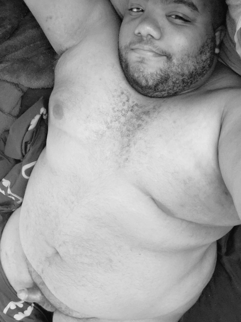 BrotherBear13's tweet photo. Just woke up from a nap. Cuddles? https://t.co/EzWsnLReaO
