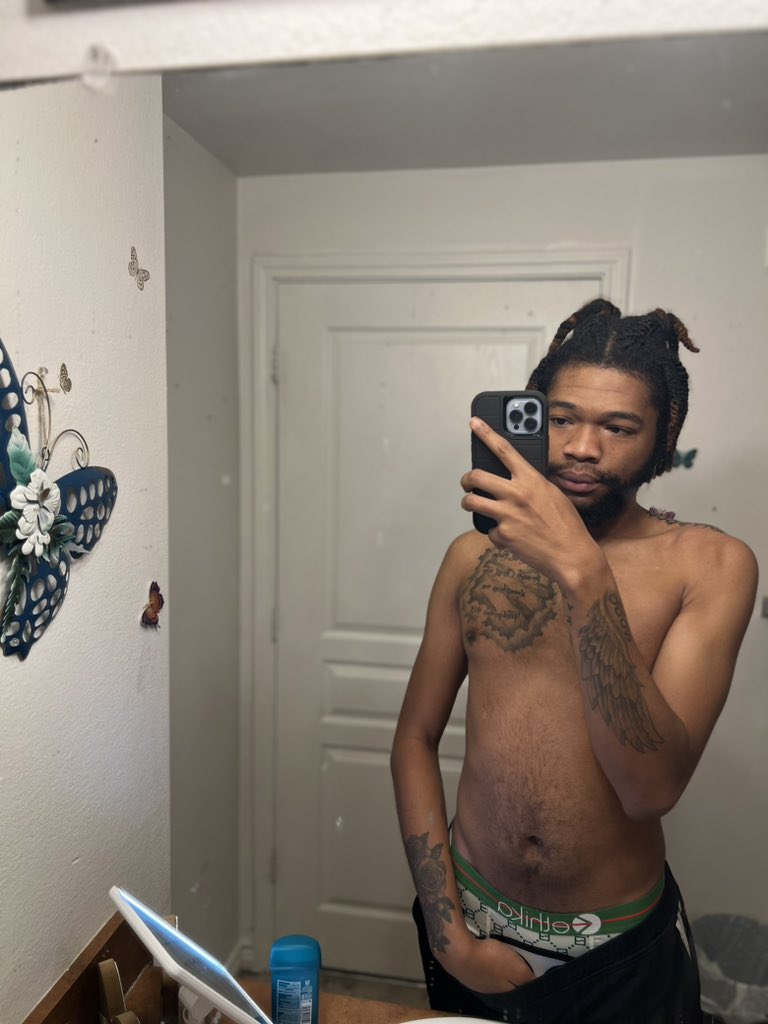 Jayyken21's tweet photo. No Time For Emotions 🖤.
Just Motion ♻️! https://t.co/M5vmvhkTre