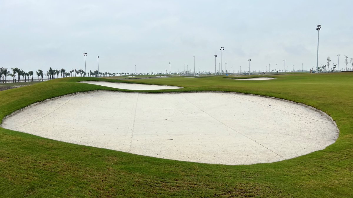 Geofabrics_Aust's tweet photo. A total of 32,000m2 of Bunkermat® had been installed at a golf site developed by the Geleximco Group at Hanoi, Vietnam. Bunkermat is used in golf bunkers to retain sand on steep slopes.
#geofabrics #sustainablesolutions #Bunkermat #golfcourse #madeinaustralia https://t.co/KUrLIrH1wy