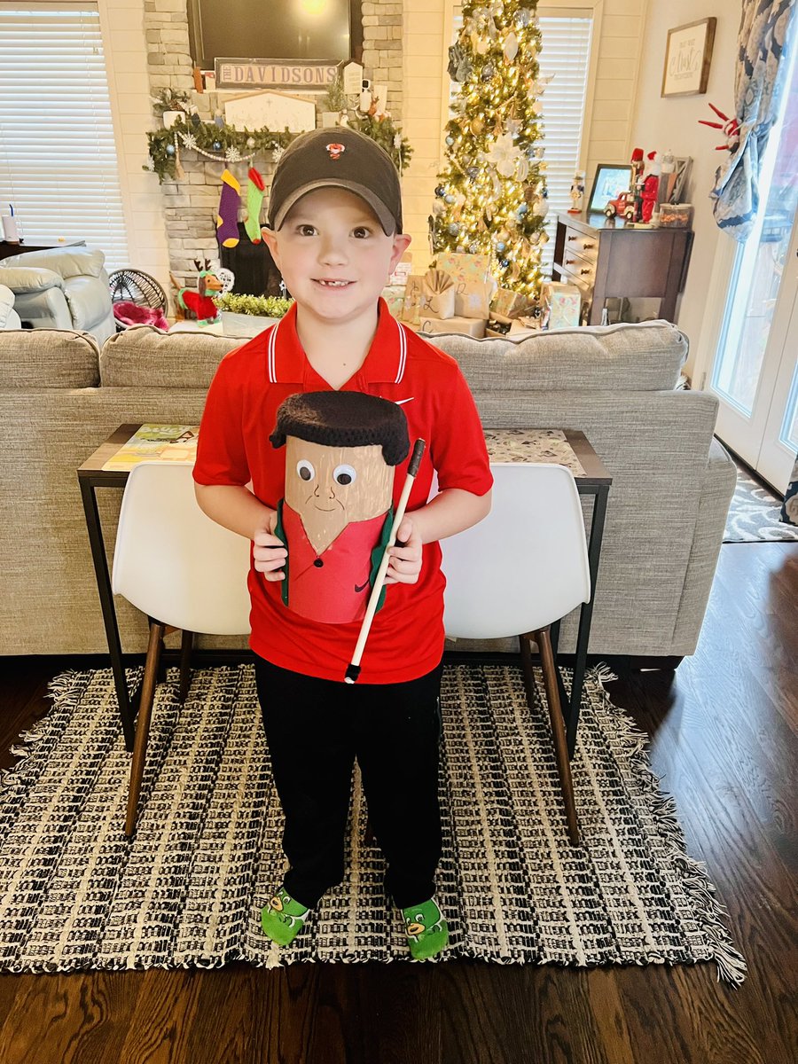LSUTigersRN's tweet photo. #CadePhilip picked @TigerWoods for his biography can project. He was so excited to dress like Tiger and show his friends everything he learned. 
He wants to change his name now- which might get confusing since we have a dog named Tiger Woods #TyWoodsD #inclusion #Neurodiversity https://t.co/lvt6w6afmW