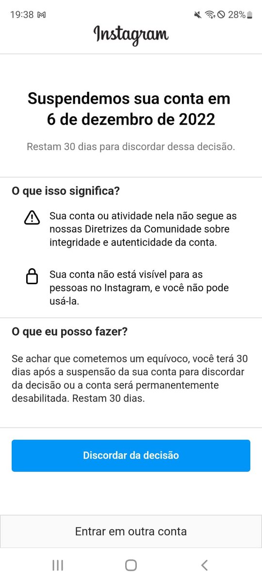 Uma cliente da agência teve a conta suspensa hoje, sem nenhum motivo. Ela é advogada e teve um vídeo viralizado nas redes há alguns dias, a conta cresceu muito de lá pra cá. 

Alguém já passou por isso?