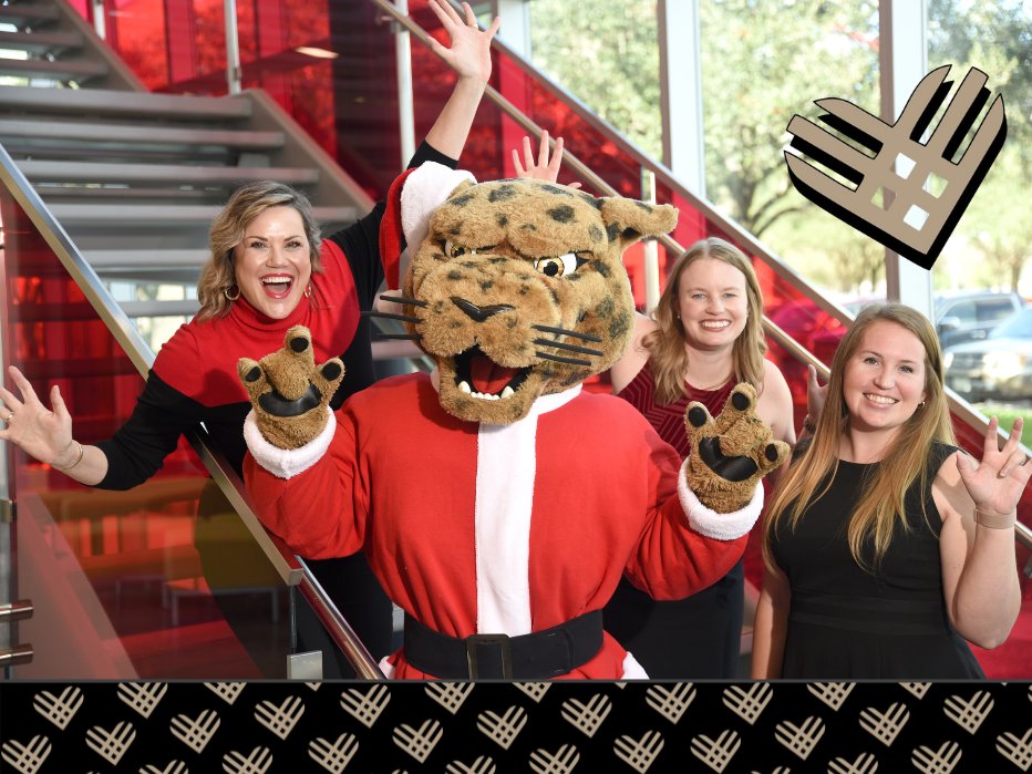 UHVAlumni's tweet photo. We can not thank you enough❤️

This Giving Tuesday we surpassed our goal of 300 donors to receive a $10,000 matching donation from KMH Wealth Management, LLC &amp; Keller &amp; Associates CPAs, PLLC.

In a 24-hour period, 446 donors raised $48,225.32 benefitting 53 different funds. https://t.co/hGWxLfYjrK