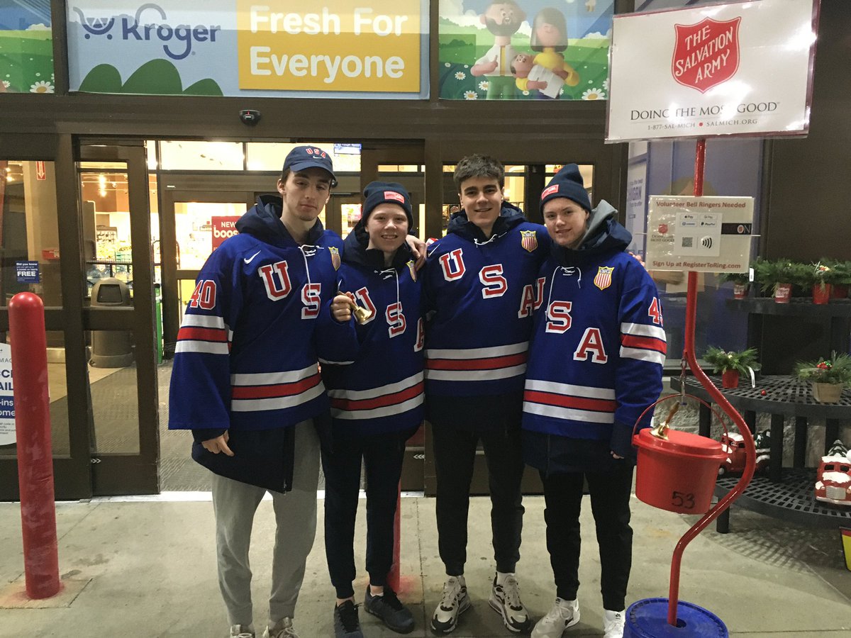 USAHockeyNTDP's tweet photo. Our players had a great time ringing bells for the @SalvationArmyUS tonight. Thanks to everyone who donated! 🔔

Don’t forget about Saturday’s teddy bear toss where all teddy bears will be donated to Salvation Army after the toss!

🎟️ ➡️ https://t.co/gKbUbB1EnD https://t.co/RUJfIGH8hc