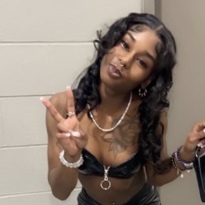 d_daaeee's tweet photo. #NewProfilePic https://t.co/NmXS9Rmsd0