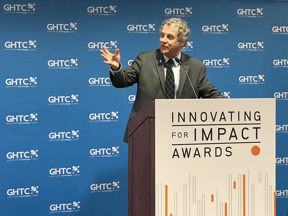 TBAlliance's tweet photo. The @GHTCoalition just presented @SenSherrodBrown and Senator @ToddYoungIN each with a Congressional Champion Award for their support of policies and funding to advance the R&amp;D of transformative health tools. #InnovatingForImpact https://t.co/TUdZdOCBTo