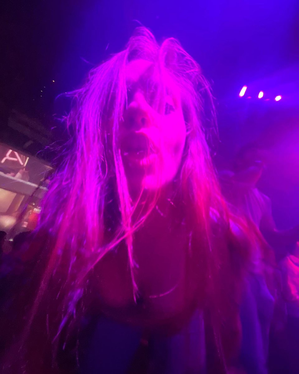 allyybrad's tweet photo. https://t.co/aZZ2GB2xY3
