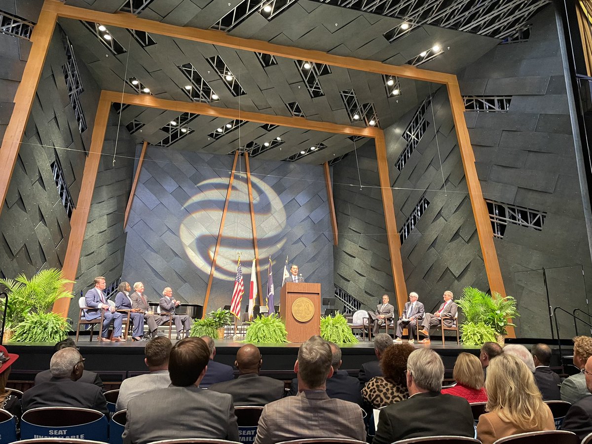 willjohnsonsc's tweet photo. Congrats @FCEDP1 and @SCcommerce on a transformational announcement this morning.  Great work by state, county, and city officials.  Excited to see what Envision AESC brings to Florence and South Carolina! https://t.co/qFLkOXpg6z
