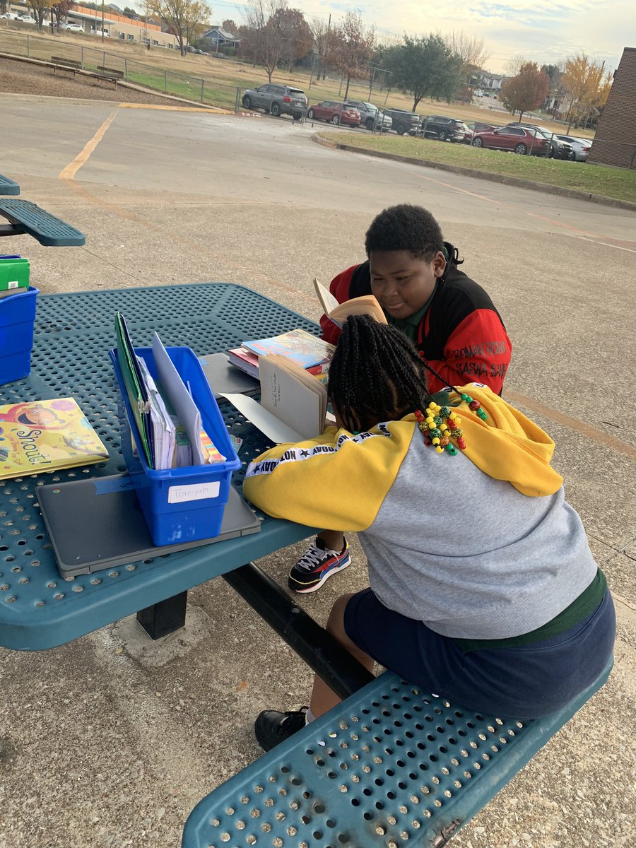 Mandy Johnson tweet media