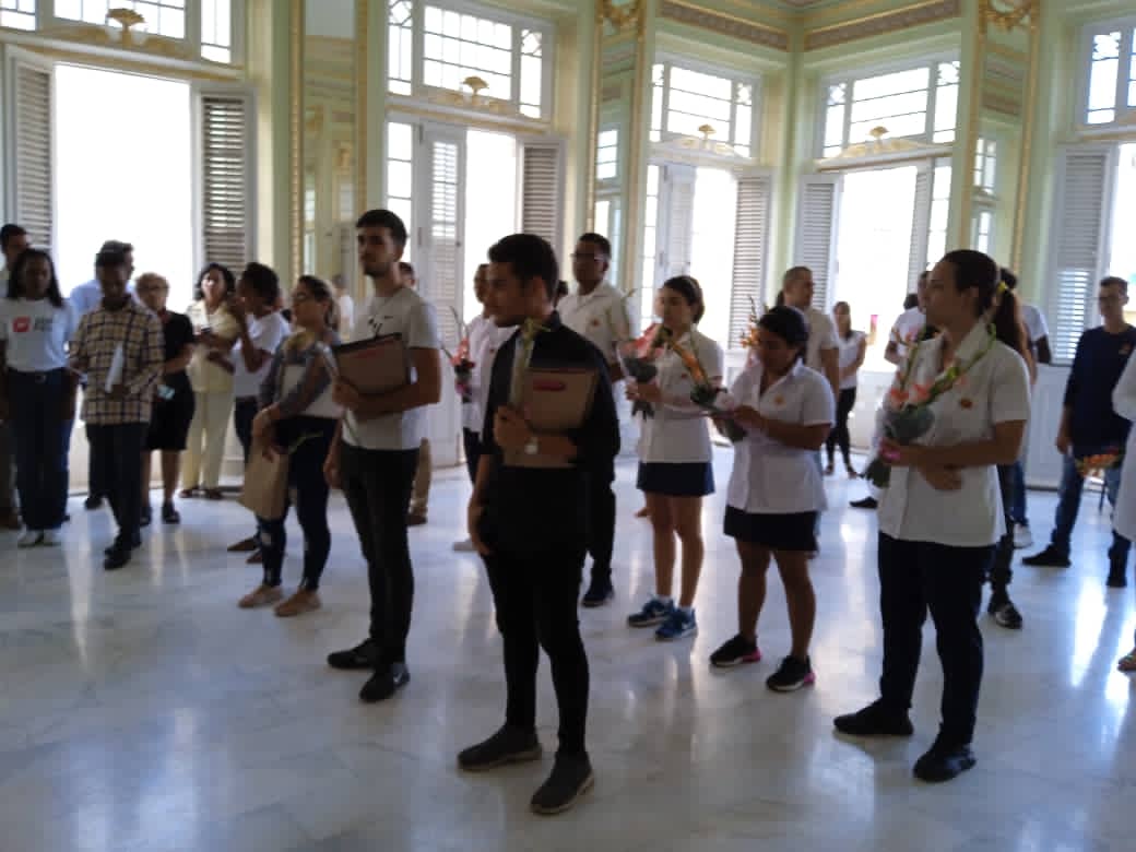 #Hoy en el marco de las celebraciones por el #58Aniversario de las #BTJ se hizo entrega de reconocimientos a los jóvenes que representaron a la Habana en la pasada #12EcoJoven a ellos muchas felicidades