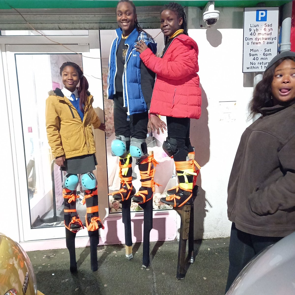 SYRCAS CIMERA CBC (@cimerahon) on Twitter photo Some of the Bangor stilt crew getting ready for the Winter solstice light parade 21 December. Meet <a href="/deiniolshopping/">Deiniol Shopping</a> 4.30 come and join in <a href="/PontioTweets/">PontioTweets</a> <a href="/CwmniFranWen/">Frân Wen</a> <a href="/NWalesAfricaSoc/">North Wales Africa Society</a> <a href="/Cimerahon/">SYRCAS CIMERA CBC</a> Some of the Bangor stilt crew getting ready for the Winter solstice light parade 21 December. Meet <a href="/deiniolshopping/">Deiniol Shopping</a> 4.30 come and join in <a href="/PontioTweets/">PontioTweets</a> <a href="/CwmniFranWen/">Frân Wen</a> <a href="/NWalesAfricaSoc/">North Wales Africa Society</a> <a href="/Cimerahon/">SYRCAS CIMERA CBC</a>