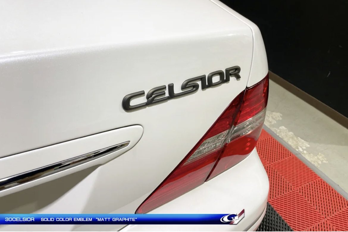 Grazio_Design's tweet image. 憧れでした…🥹✨
30セルシオ後期モデルでのエンブレムデアソベ。
最新マットグラファイトインストール👍
ありがとうございました。
（横浜市M様）

#エンブレム #トヨタマーク
#ls430 #グラージオ