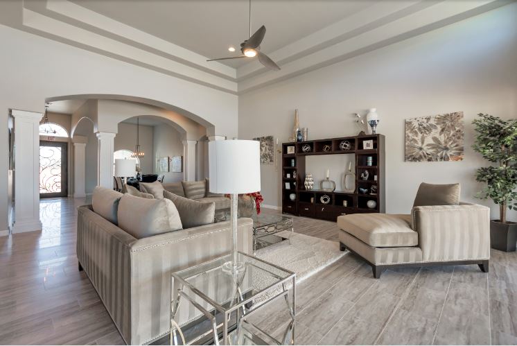 ViphomesDesign's tweet photo. This house mixes luxury with the beauty of the desert! #viphomes #vipconstruction #viphomes_design #lukeranch #azdesert https://t.co/HmHOF2Ozg4