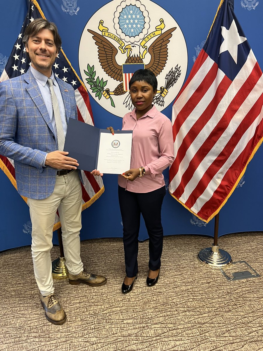 DenniseNimpson's tweet photo. Today, I was officially certificated following my visit to the United States where I participated in the International Visitor Leadership Program on the Edward R. Morrow for Journalist.
Many thanks to the American Embassy, Monrovia, Liberia for the opportunity.
#IVLPFellow https://t.co/BqxkA6STpK
