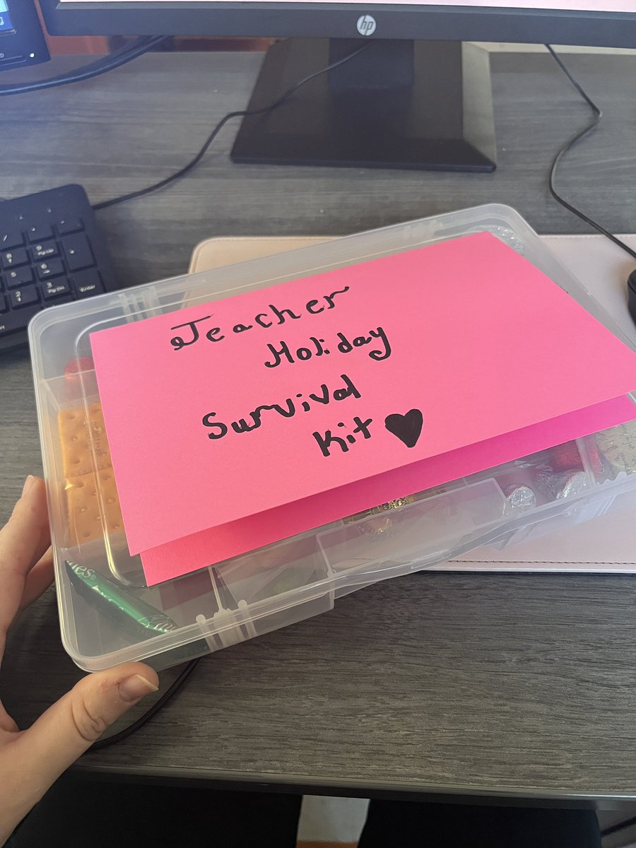 msconnersmiddle's tweet photo. One of my kids brought me this teacher holiday survival kit today! So sweet! https://t.co/SOlhjcVHMS