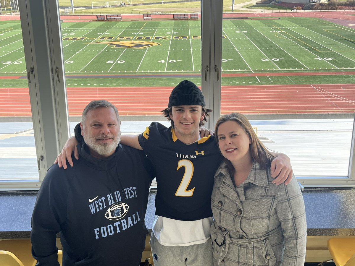 Carter Phillips tweet media