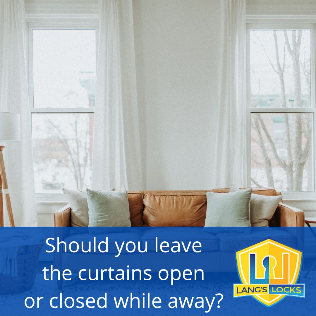 LangsLocks's tweet photo. ⁉️ It's debated heavily. Leave them open and you'll be vulnerable. Leave them closed and you'll seem suspicious. 

Our consensus: close them if your window is near the sidewalk, if valuables are viewable, and if you close them regularly. 
#TipTuesday #HomeSecurity #locksmith https://t.co/WxtfBH9kHI