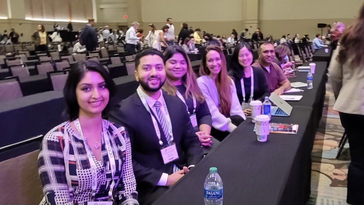 Geisinger GI past and present at #AIBD2022 <a href="/IBDConference/">@IBDConference</a> 
🤩