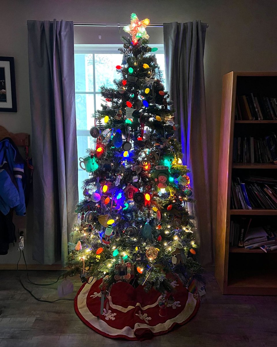impressions_pro's tweet photo. It's beginning to look a lot like Christmas 🎶 https://t.co/SCfvTMls5P
