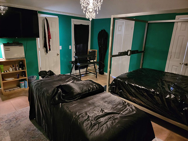 TW Pornstars - 2 pic. Hogspy. Twitter. "Kink On The Table" a Domination