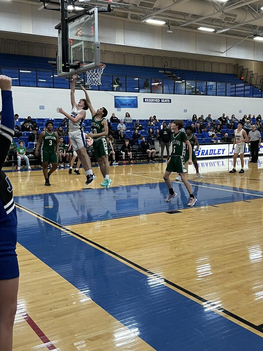 HBHSathletics's tweet image. Final | JV BBK 🏀

@jagsbballnation 🐆 - 61
@WestlandBBall 🟢 - 28