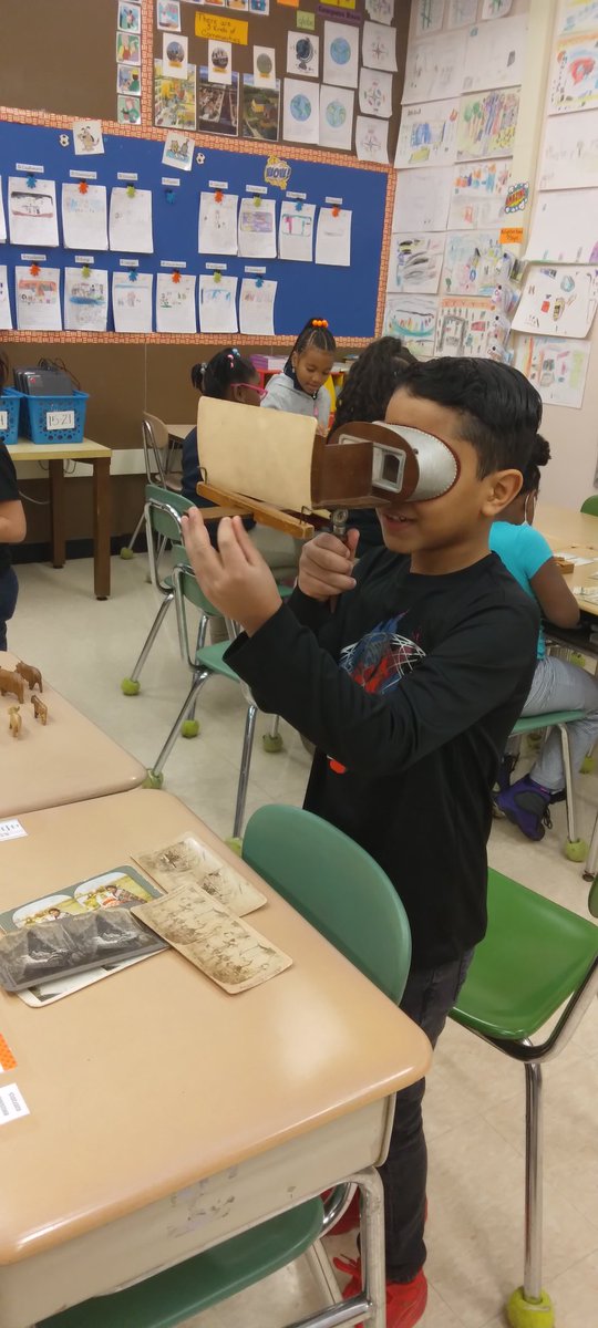 pseltzer57's tweet photo. 2nd graders enjoyed playing with toys from 200 years ago!! But they would never trade their video games for these toys! #GCVM @RCSDMLKJr https://t.co/nNE9mukL0q