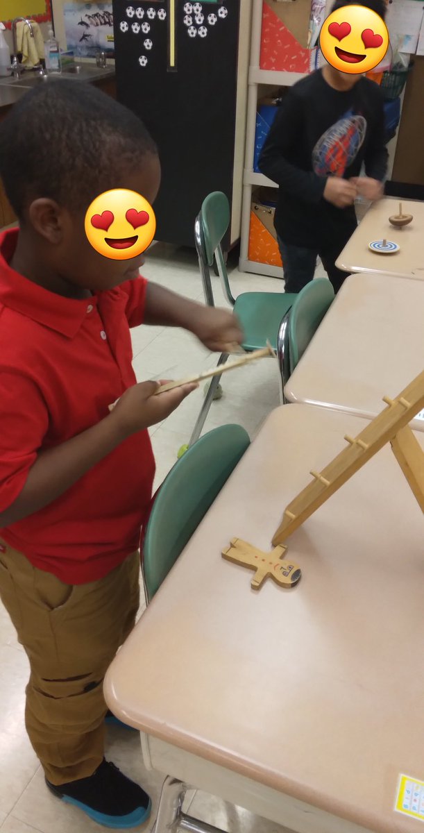 pseltzer57's tweet photo. 2nd graders enjoyed playing with toys from 200 years ago!! But they would never trade their video games for these toys! #GCVM @RCSDMLKJr https://t.co/nNE9mukL0q