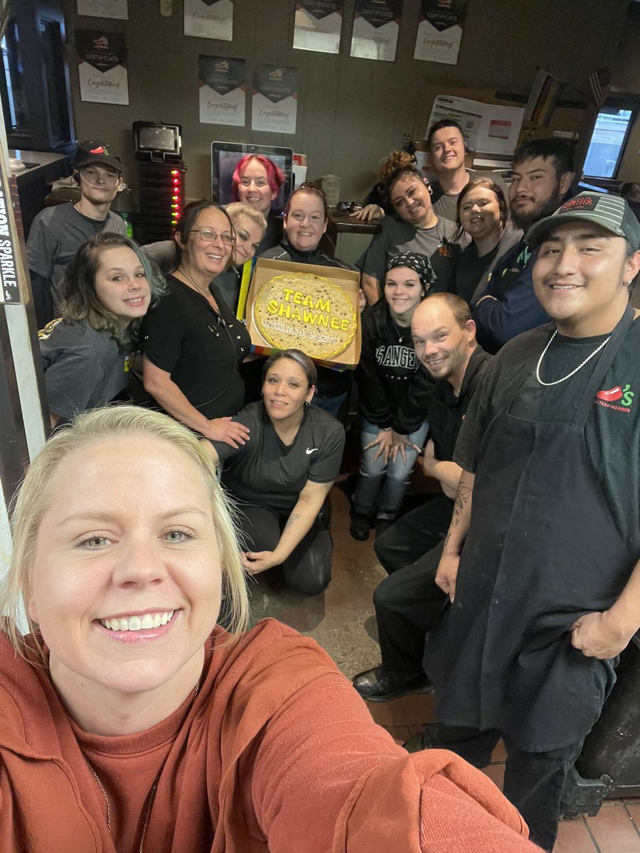 .@emoqprincess17 Beth! You are so incredibly special. You lead with empathy and integrity and always put everyone else first. I’m sad to see you leave Shawnee but I know you are going to do AMAZING things with Team Ada and your spirit will ALWAYS be with us! #ChilisLove