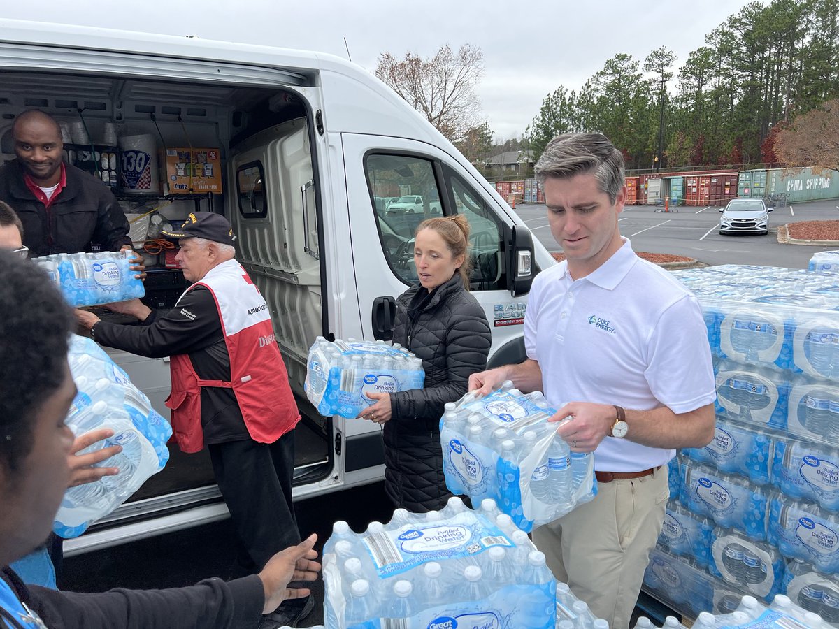 Helping those in need is always a rewarding experience. So glad my ⁦<a href="/DukeEnergy/">Duke Energy</a>⁩ colleagues were on the ground in Moore county today to assist residents with needed supplies like water and towels to take showers at designated shelters! Good always overcomes evil!! Do good!!