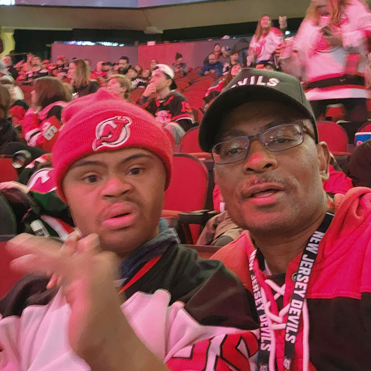 Let's go Devils! Thanks <a href="/NassansPlace/">Nassan's Place</a>.  #prupics <a href="/NJDevils/">New Jersey Devils</a> <a href="/PruCenter/">Prudential Center</a> #NJDevils vs #Blackhawks.